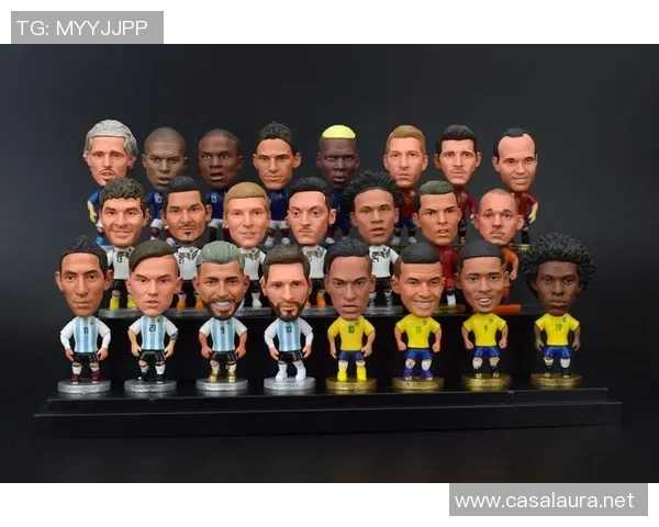 足球明星卡通大型摆件的创意设计与市场潜力分析